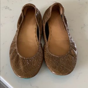 Size 8 Camel Tieks